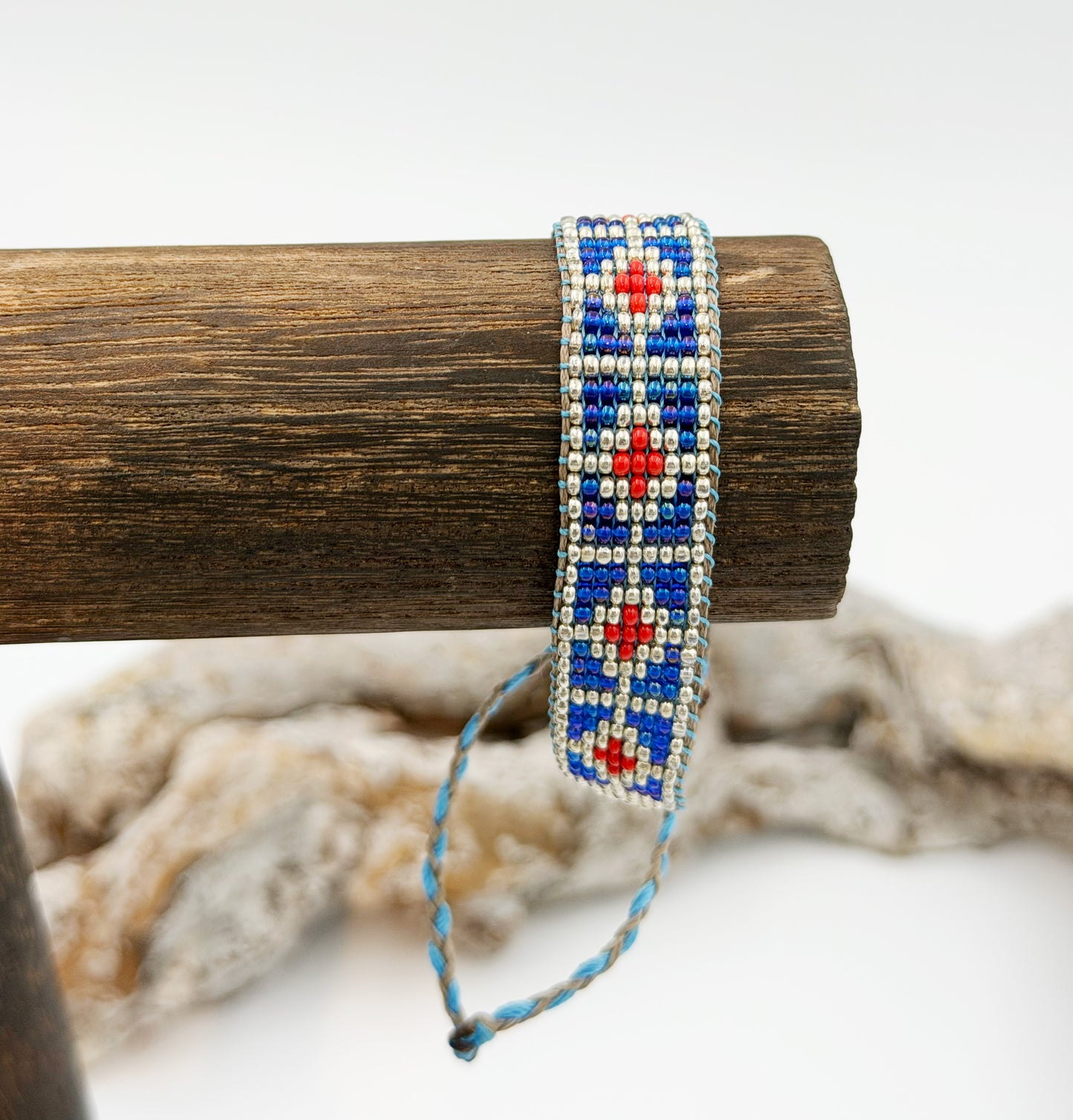 Handwoven bracelet - 51