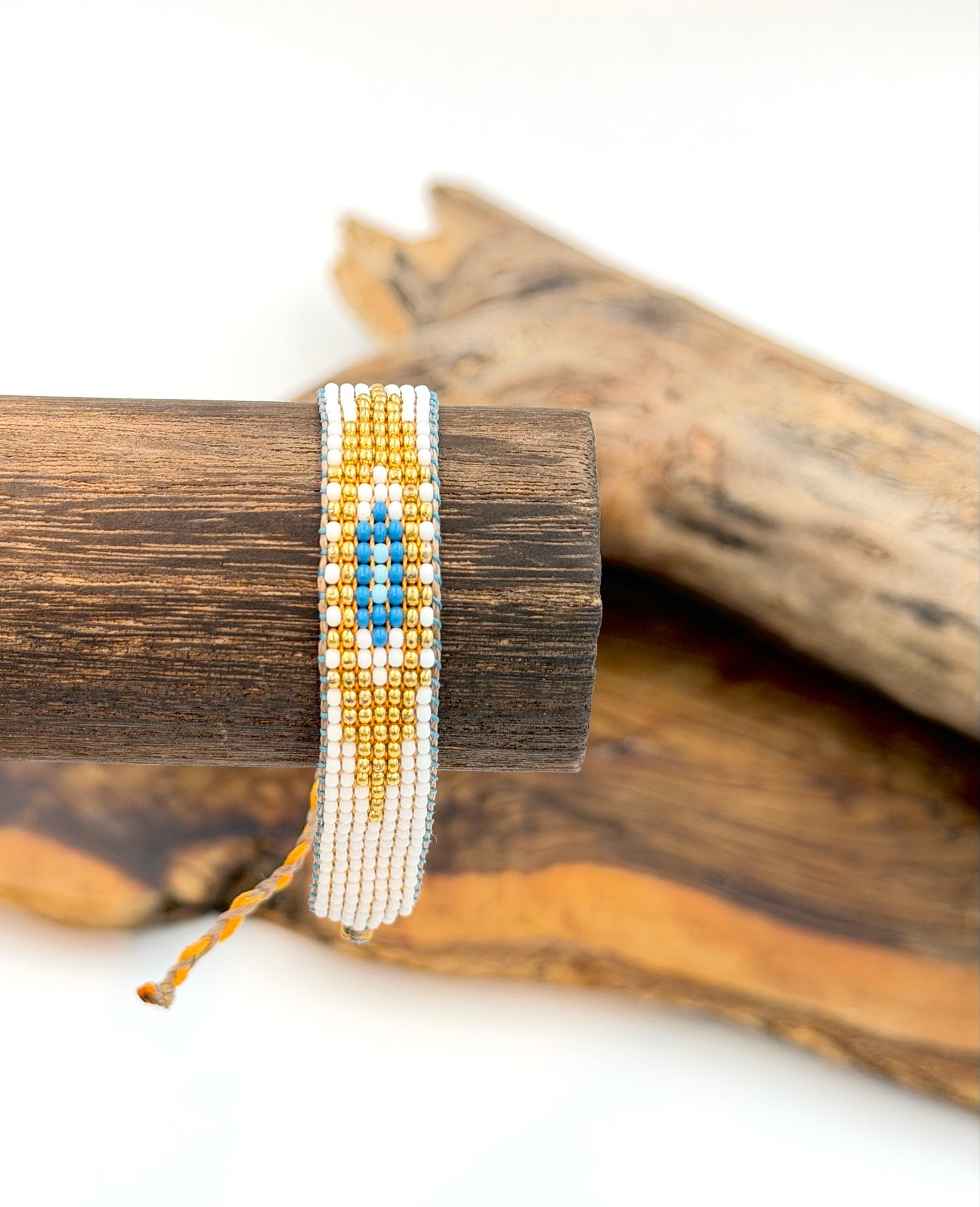 Handwoven bracelet - 17