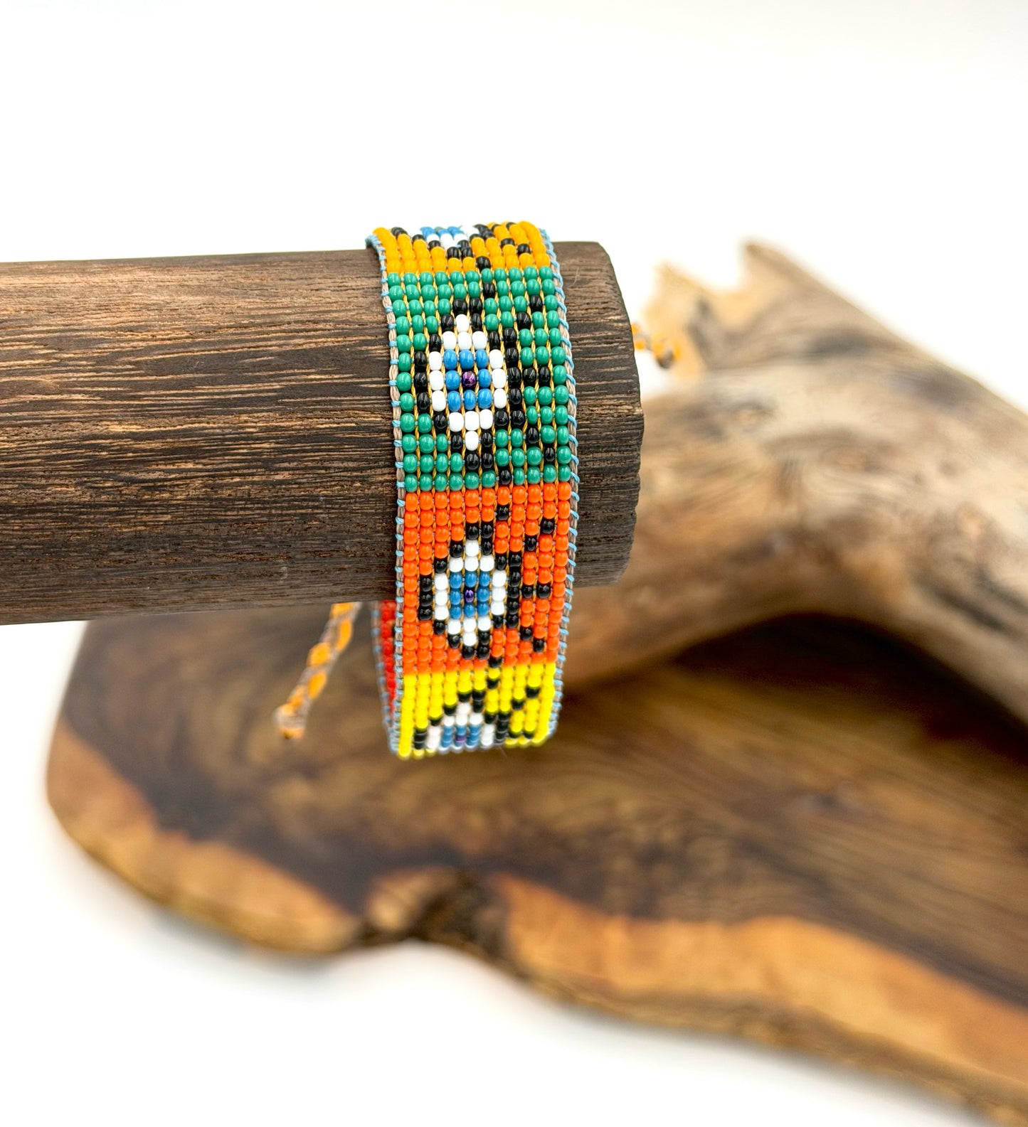 Handwoven bracelet - 19