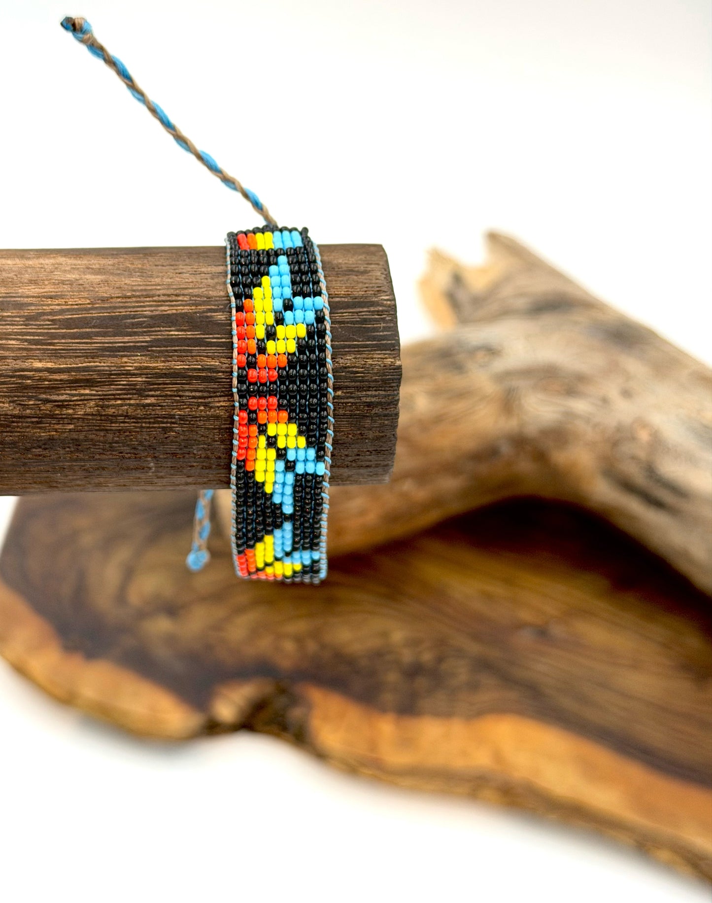 Handwoven bracelet - 24