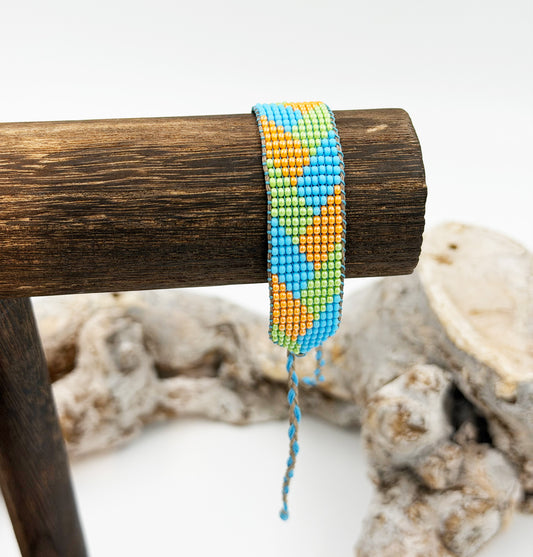 Handwoven bracelet - 32