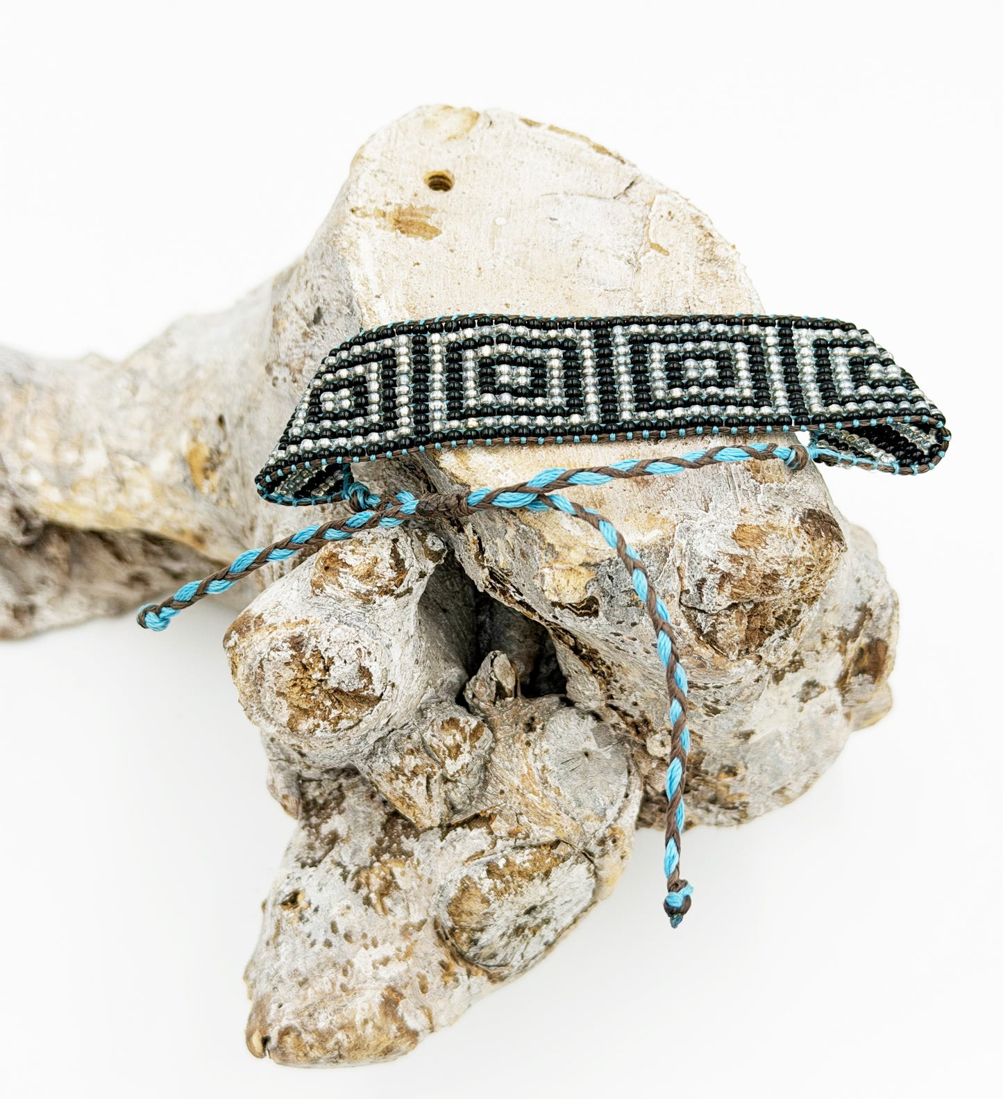 Handwoven bracelet - 34