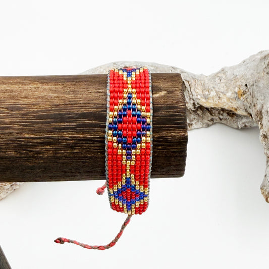 Handwoven bracelet - 43