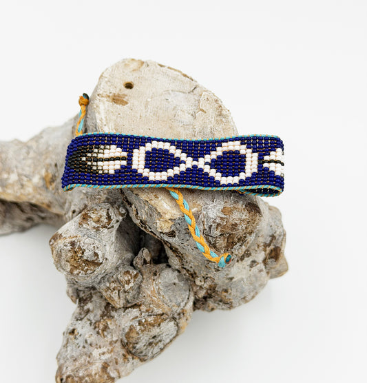 Handwoven bracelet - 44