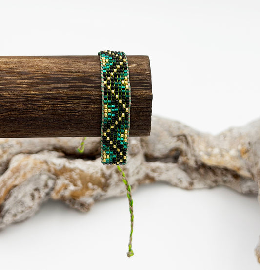Handwoven bracelet - 52