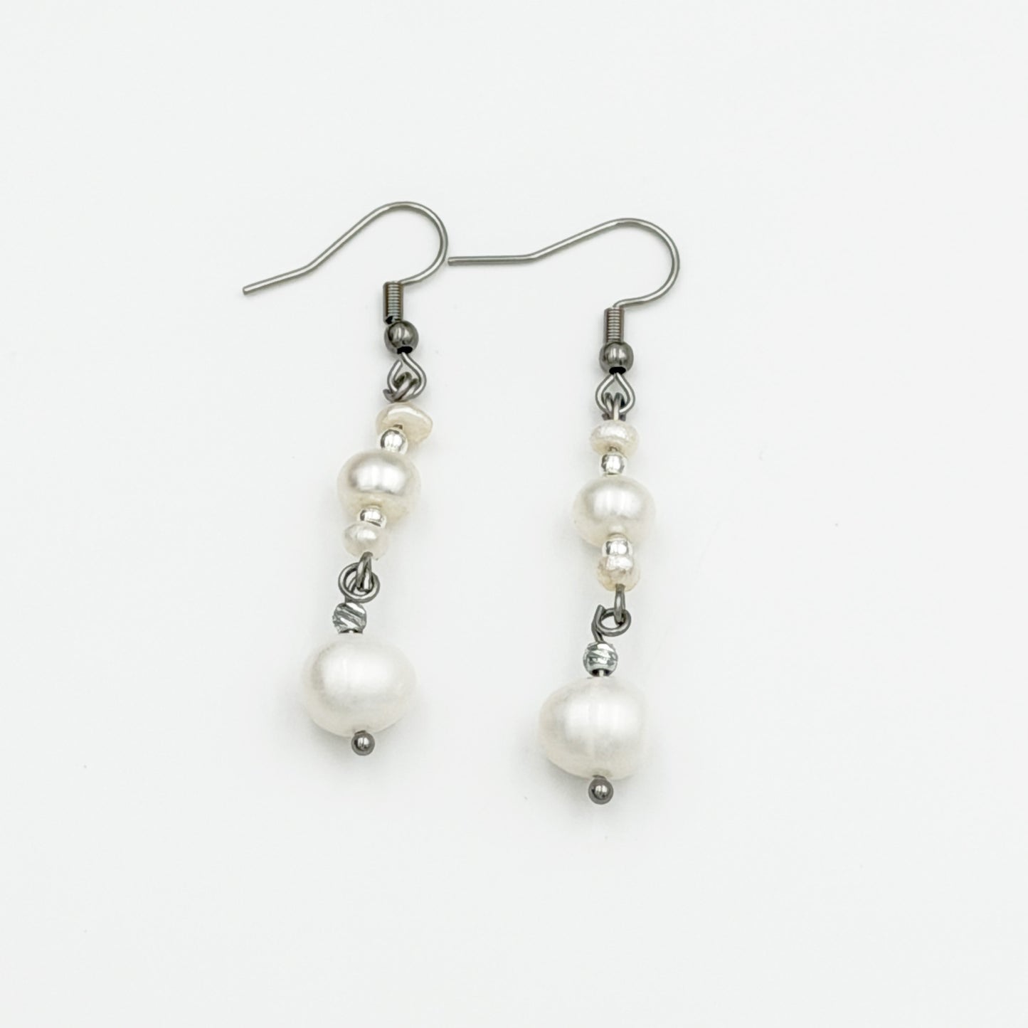 White Pearl - Earring