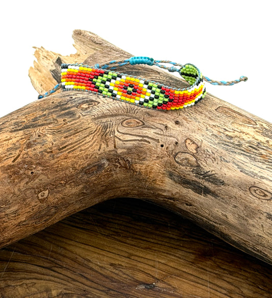 Handwoven bracelet - 01