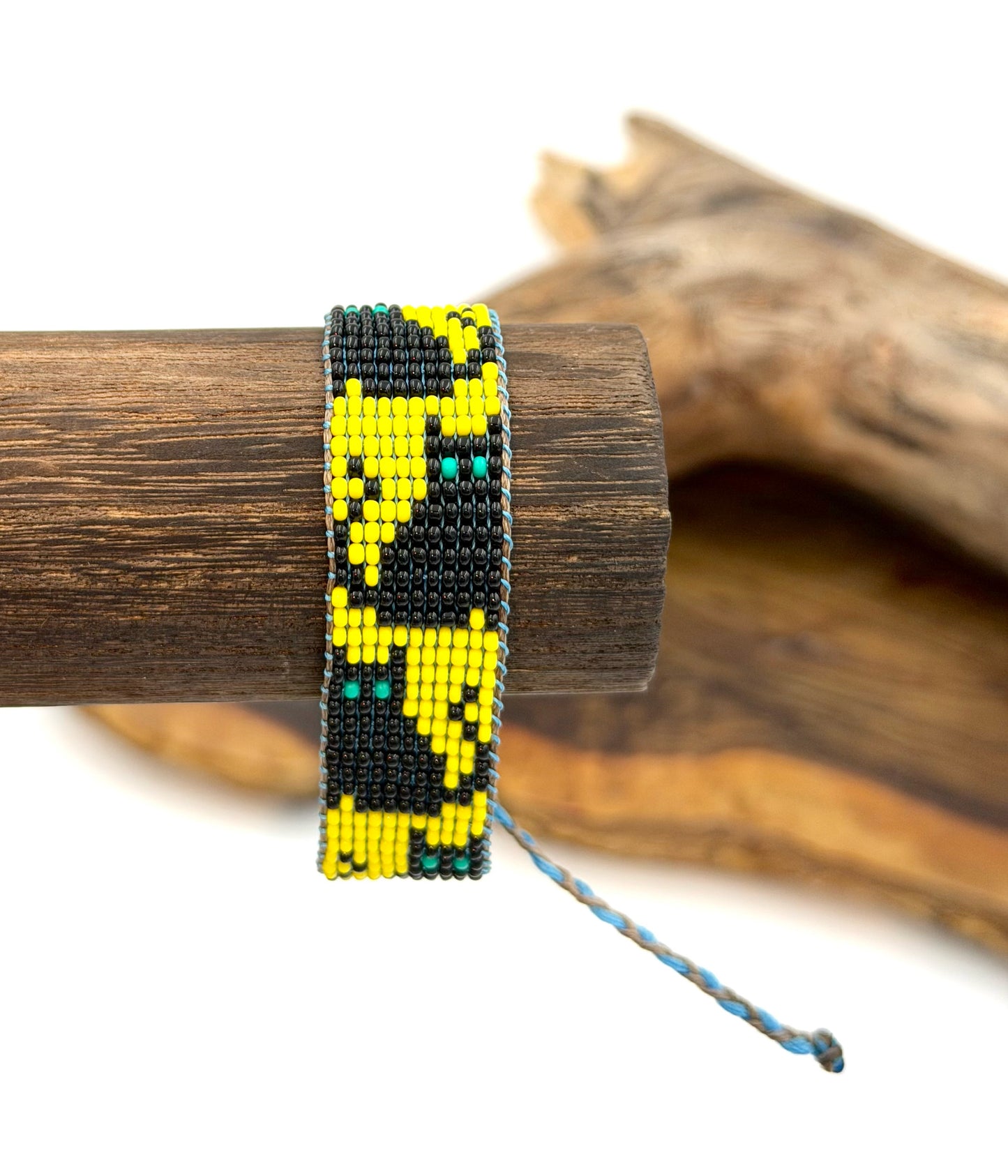 Handwoven bracelet - 02