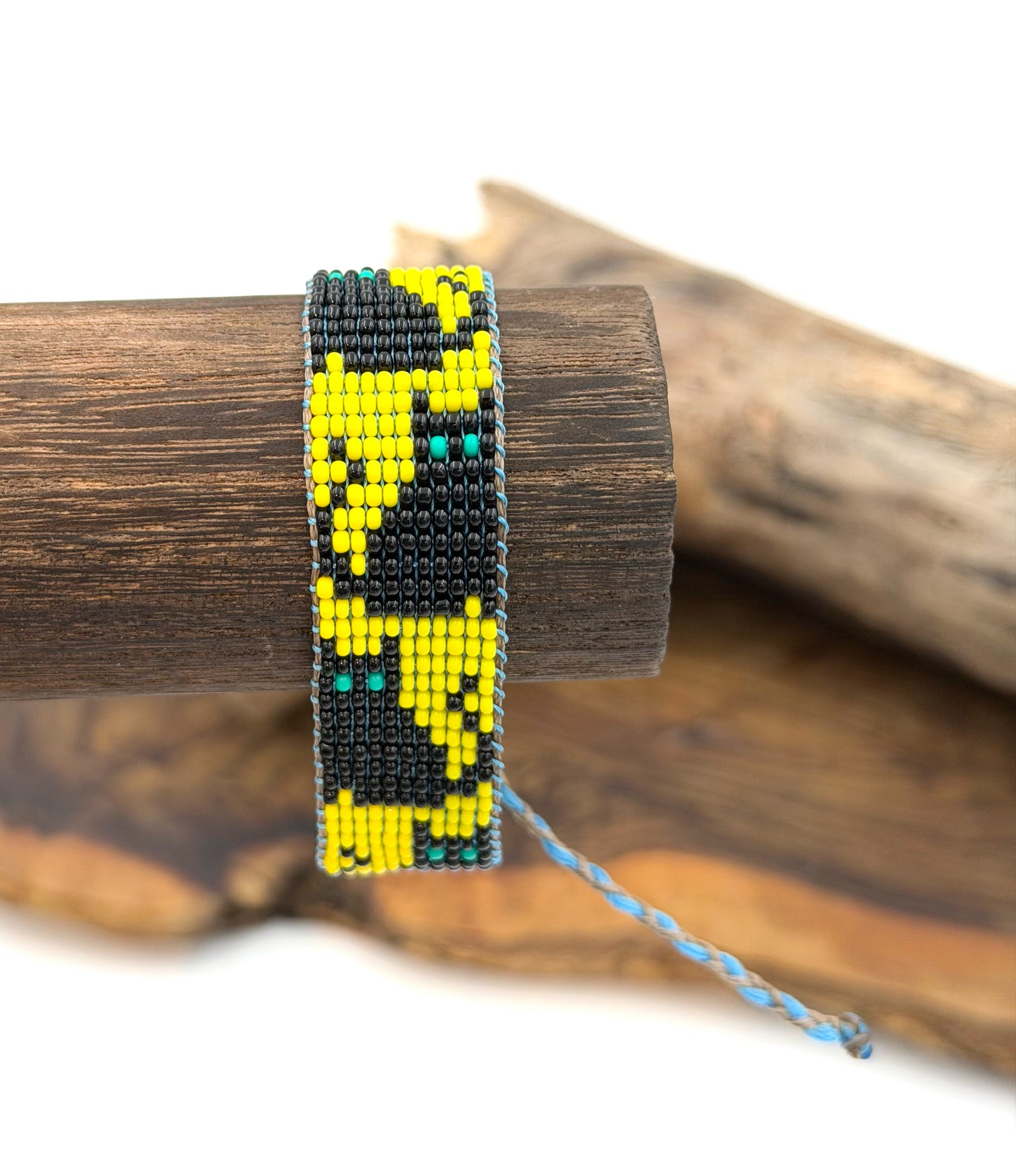 Handwoven bracelet - 02