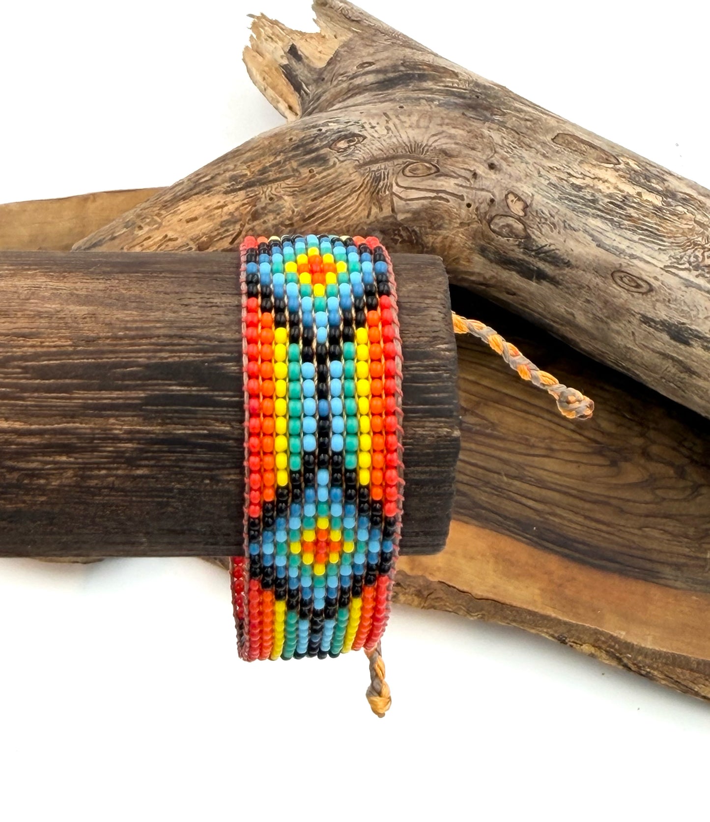 Handwoven bracelet - 04