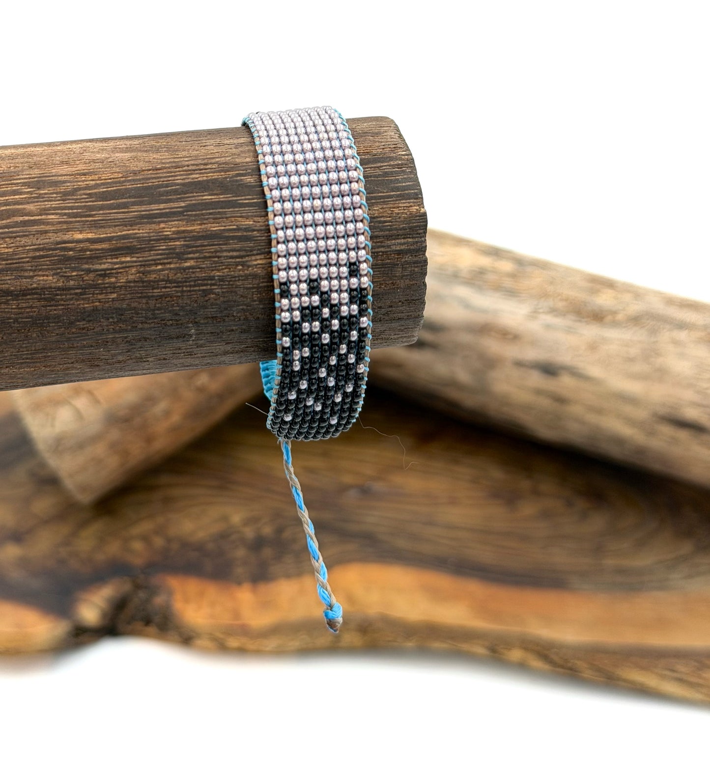 Handwoven bracelet - 08