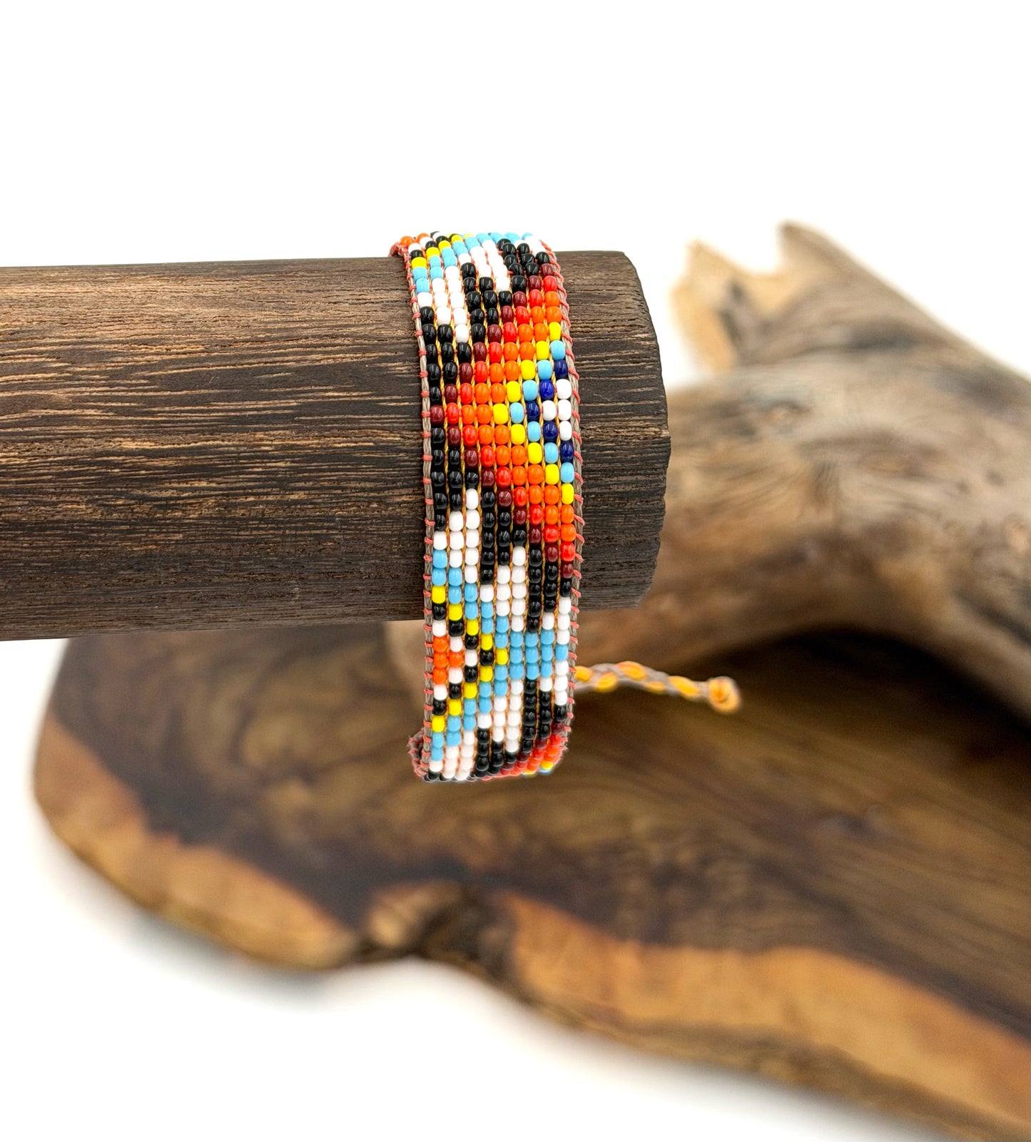 Handwoven bracelet - 18