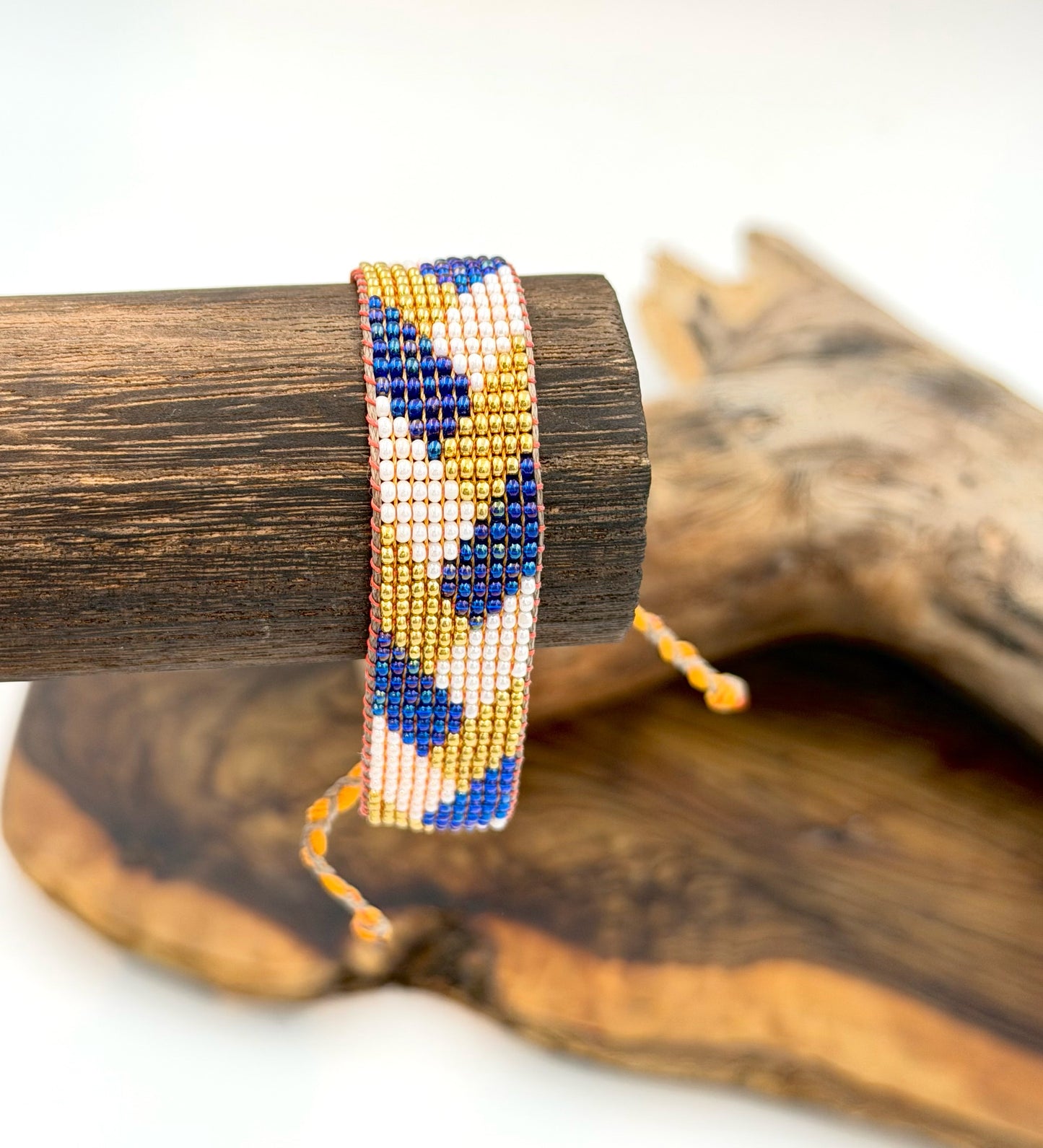 Handwoven bracelet - 21