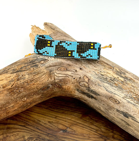 Handwoven bracelet - 22