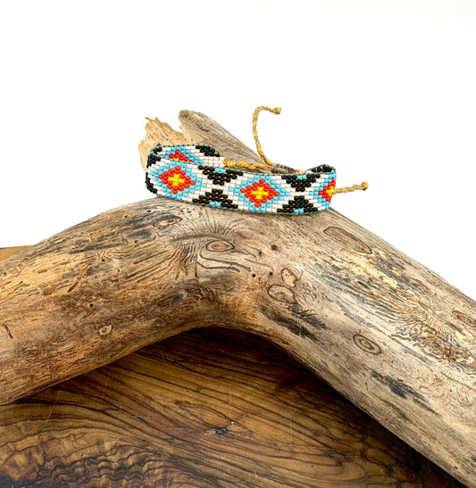 Handwoven bracelet - 25