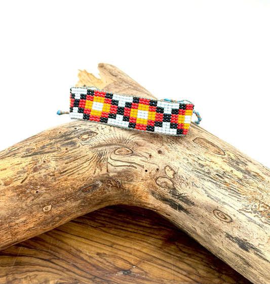 Handwoven bracelet - 26