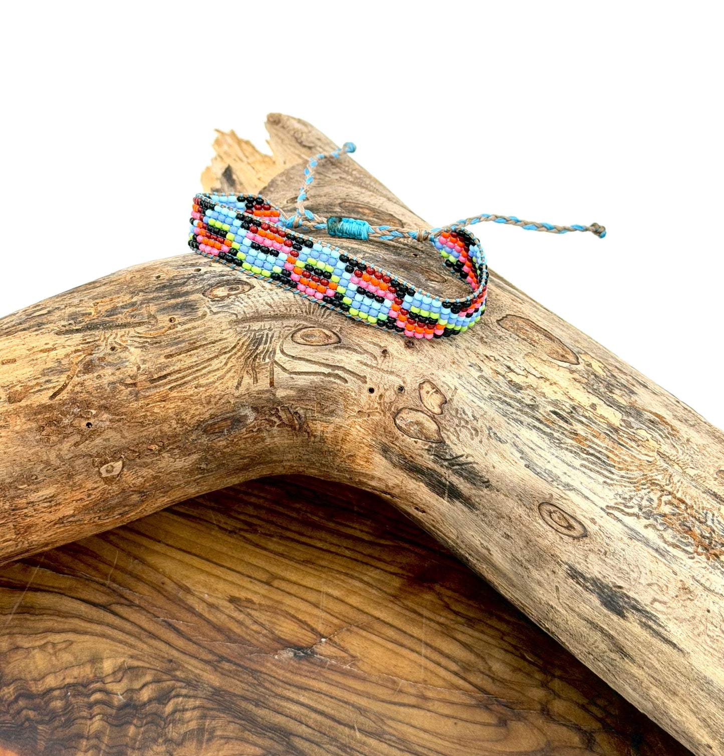 Handwoven bracelet - 29