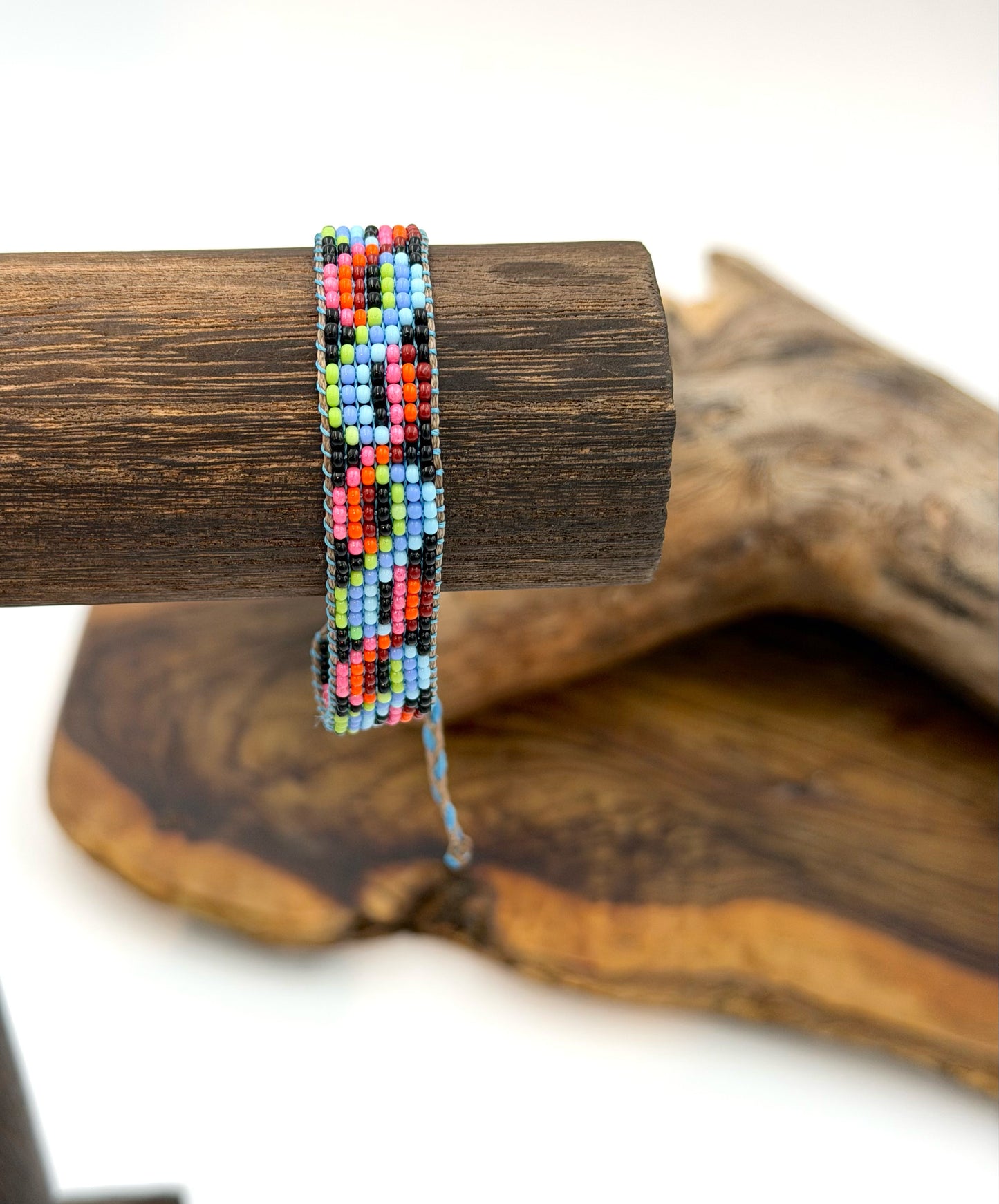 Handwoven bracelet - 29