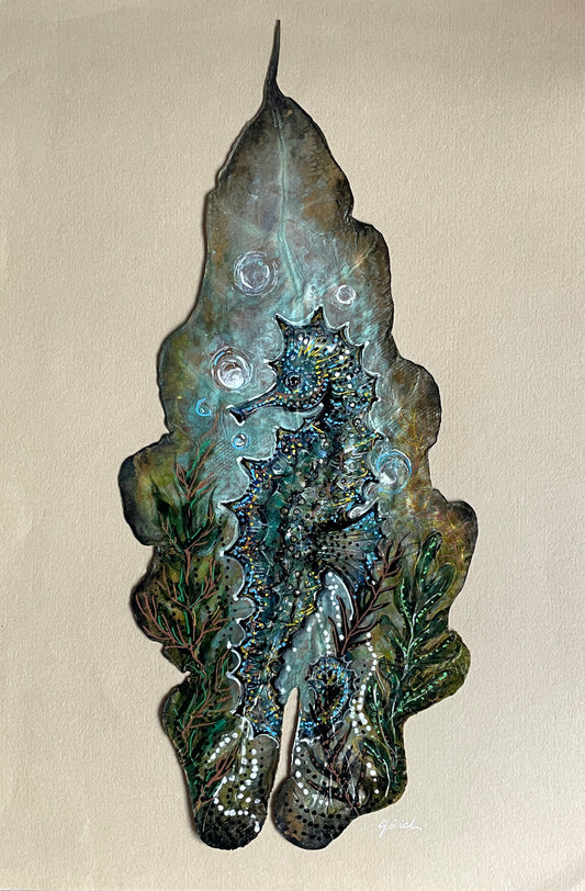 Seahorse on leaf